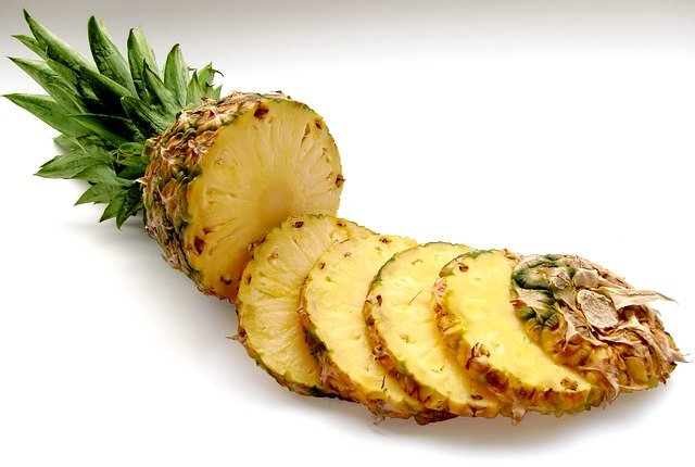 Ananas in Ringana Chi